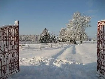 Stadnina Red Lion Farm Redliny